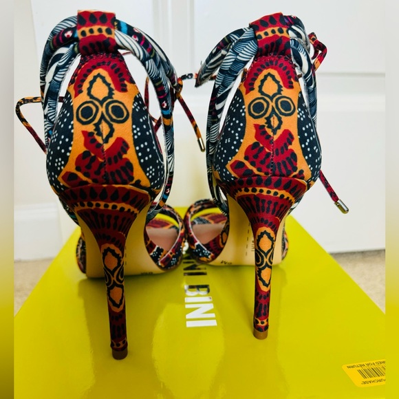 NEW Gianni Bini Abbrie Heels - Picture 7 of 8